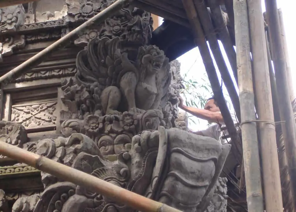 balinese stone carver