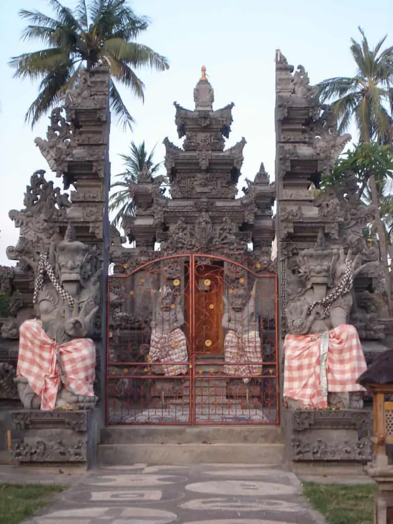 temple of the death in kalibukbuk lovina beach