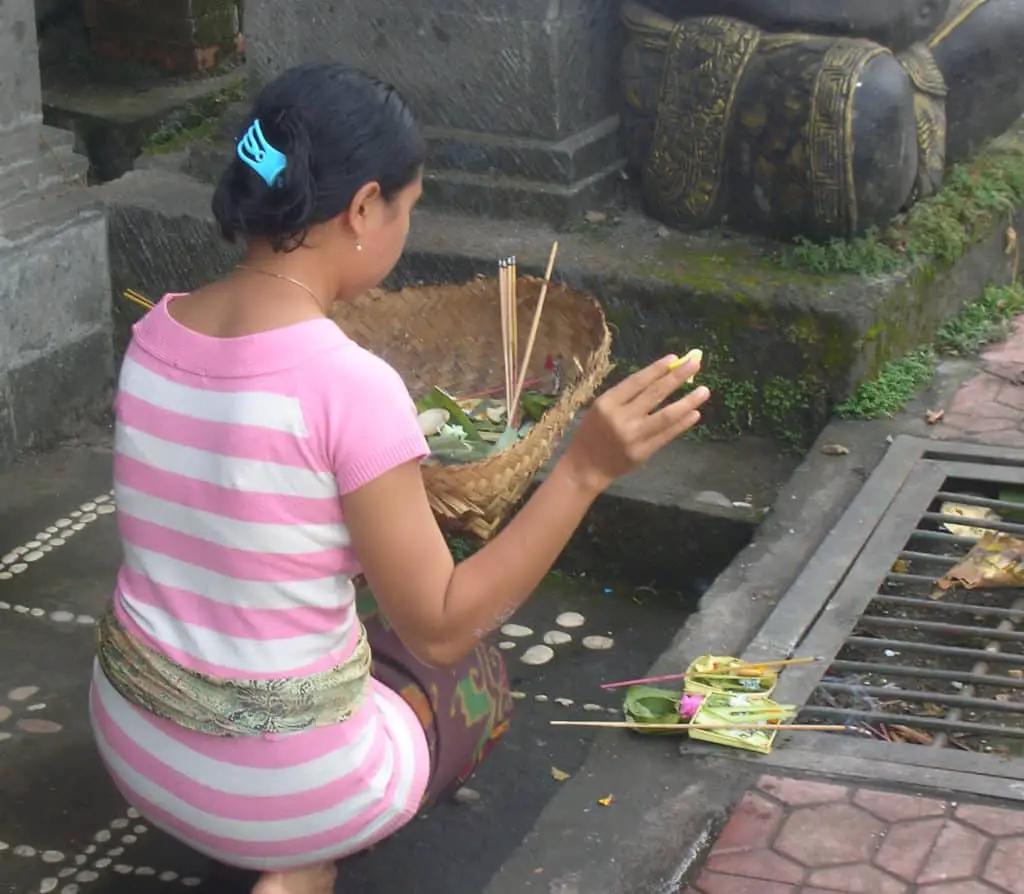 religious offering on the streets of ubud bali